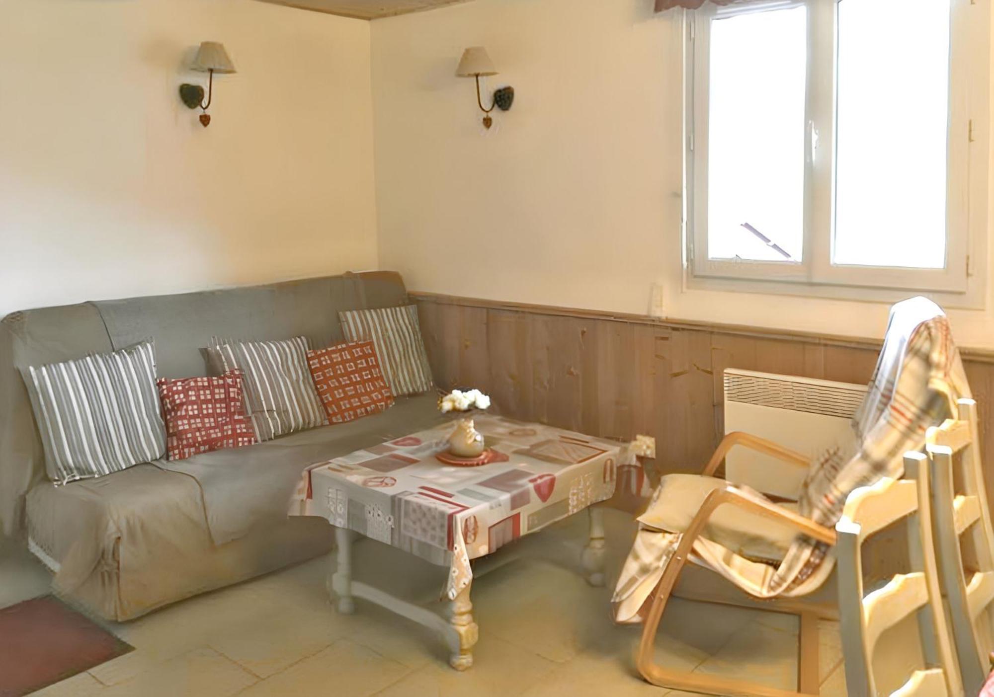 Appartement Cosy A Cornimont 30 M² Avec Terrasse Et Vue Montagne Exterior photo
